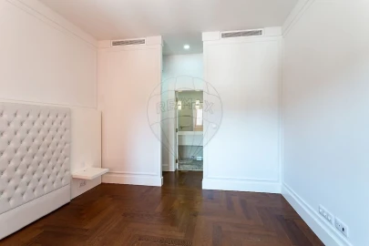 Apartamento T4 para Venda em Arroios