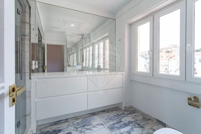 Apartamento T4 para Venda em Arroios