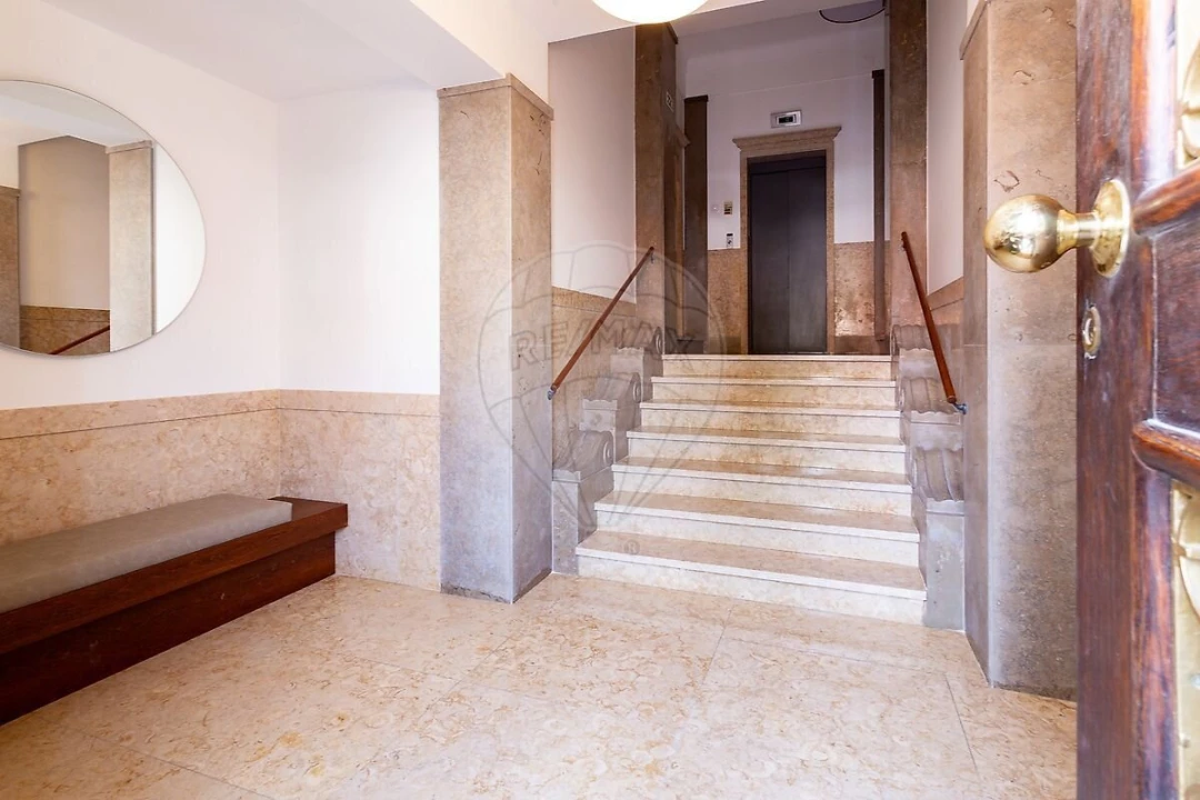 Apartamento T4 para Venda em Arroios Foto 49