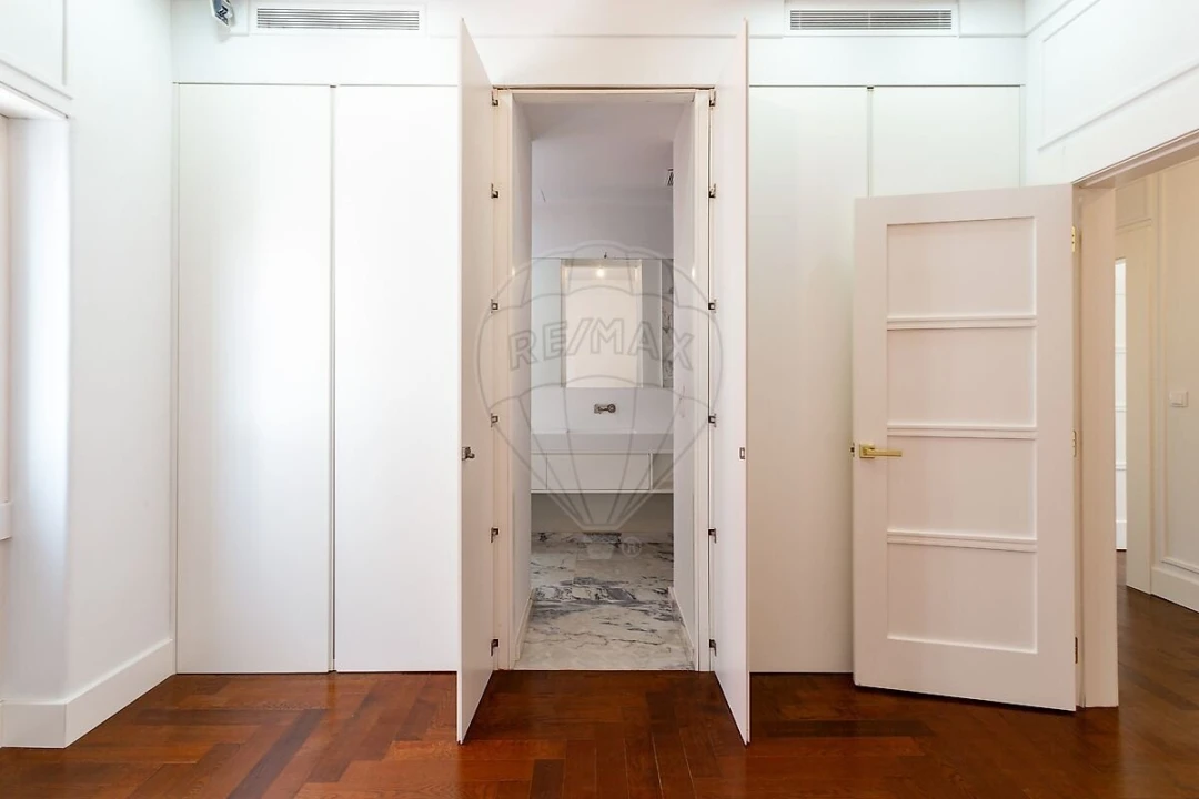 Apartamento T4 para Venda em Arroios Foto 34