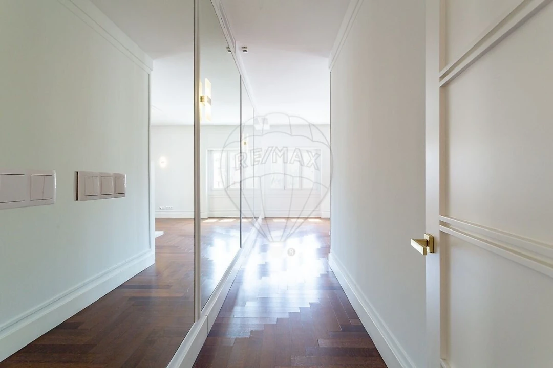 Apartamento T4 para Venda em Arroios Foto 37