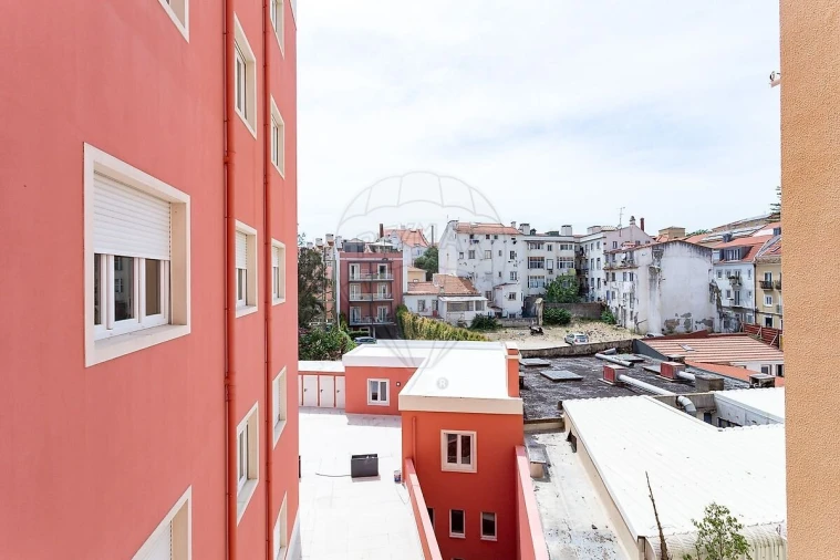 Apartamento T4 para Venda em Arroios Foto 31