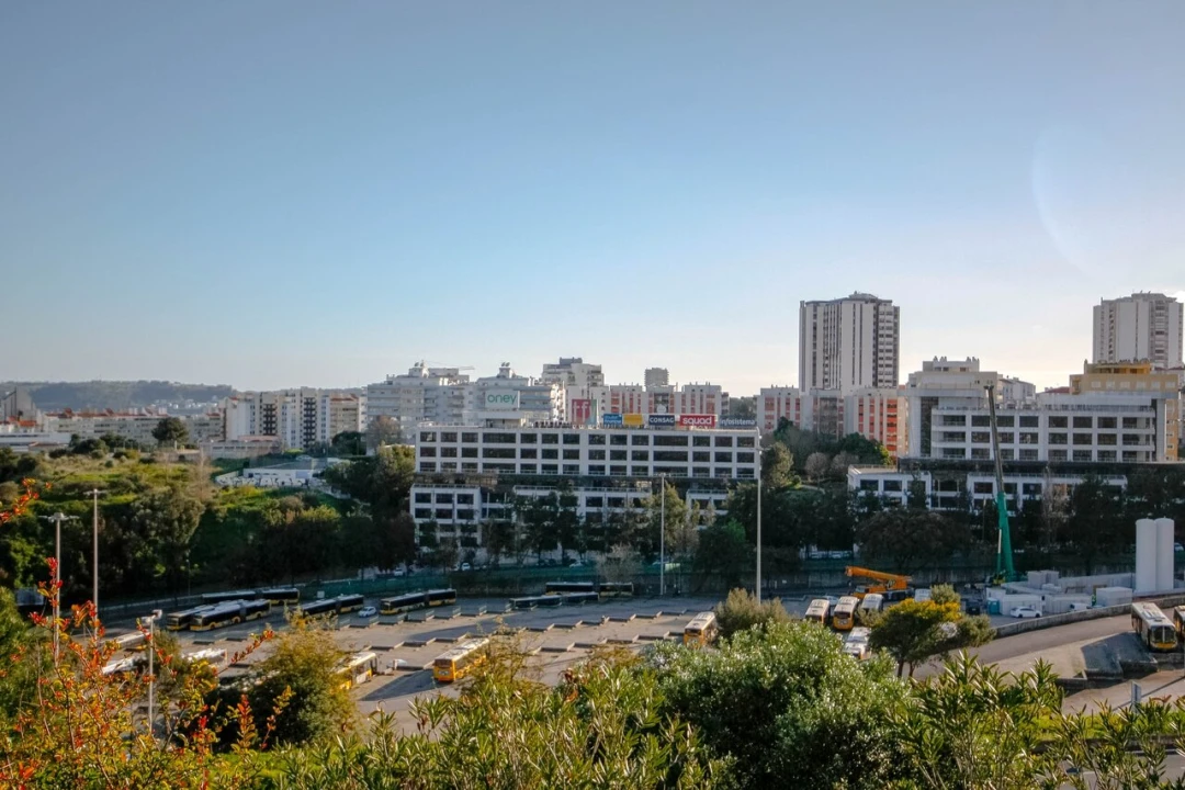 Apartamento T4 para Venda em Algés, Linda-A-Velha e Cruz Quebrada-Dafundo Foto 14