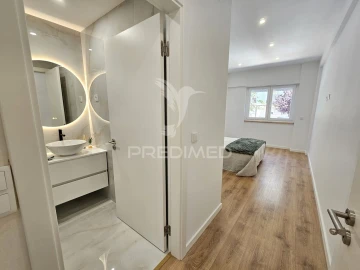 Apartamento T2 para Venda em São Domingos de Benfica
