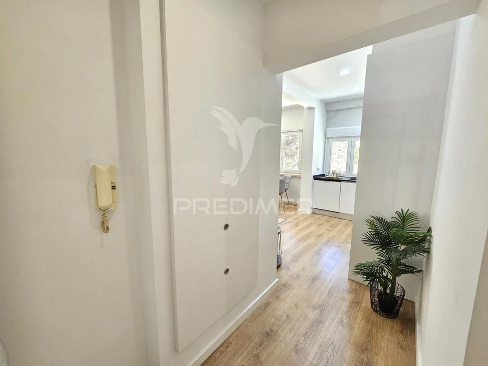 Apartamento T2 para Venda em São Domingos de Benfica Foto 8