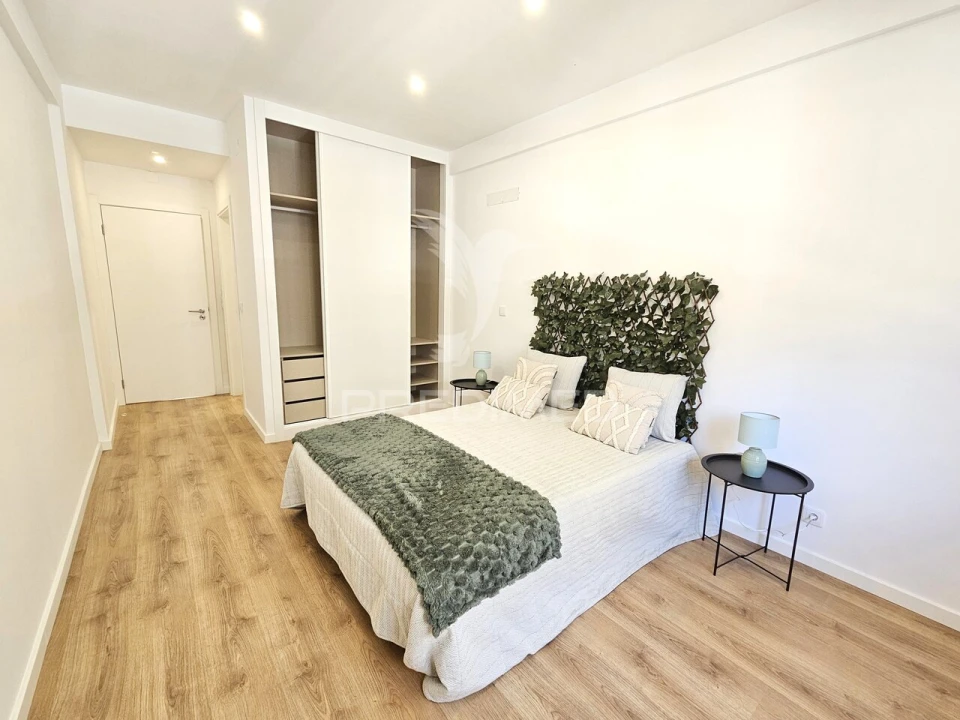 Apartamento T2 para Venda em São Domingos de Benfica Foto 17