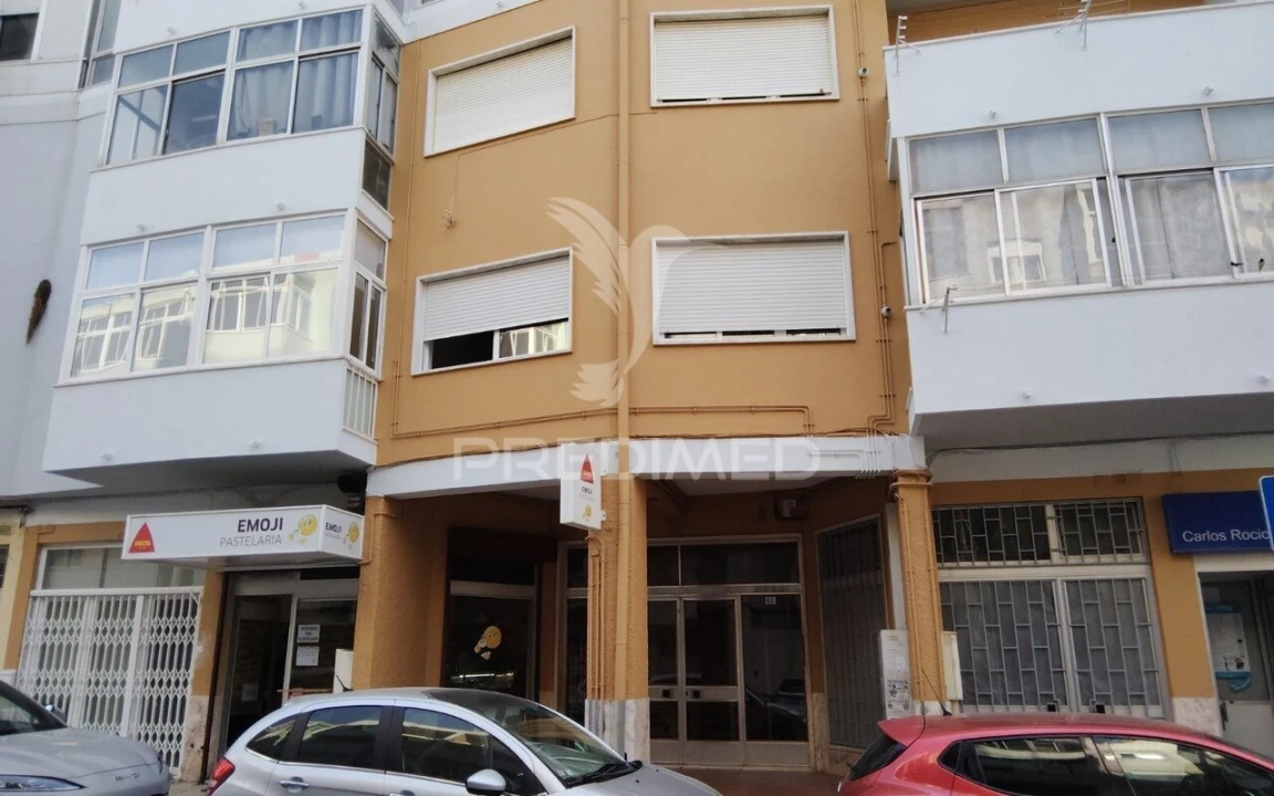 Apartamento T4 para Venda em Queluz e Belas Foto 24