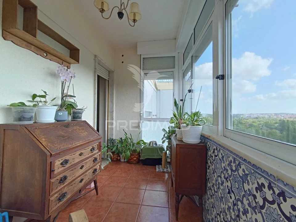 Apartamento T4 para Venda em Queluz e Belas Foto 24