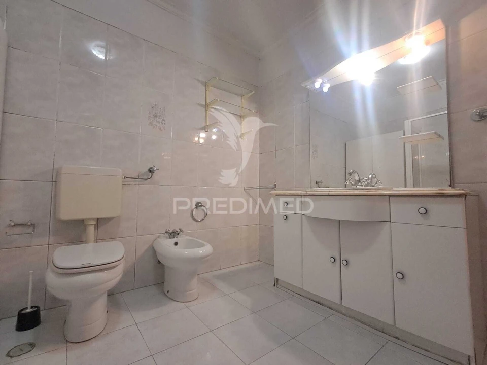 Apartamento T2 para Venda em Algueirão-Mem Martins Foto 21