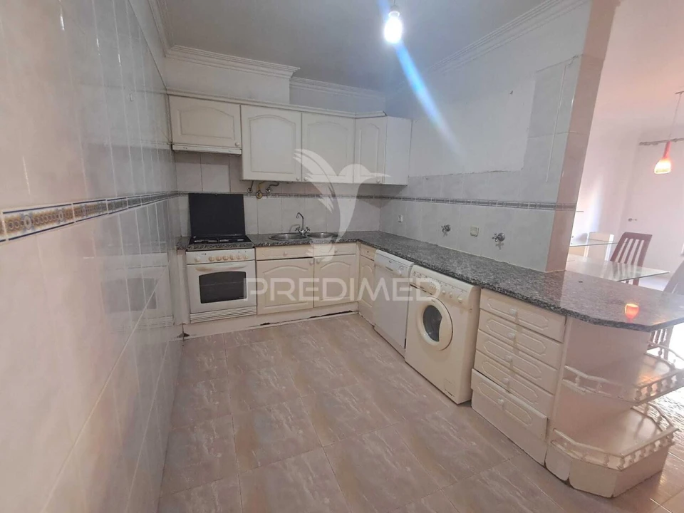 Apartamento T2 para Venda em Algueirão-Mem Martins Foto 4