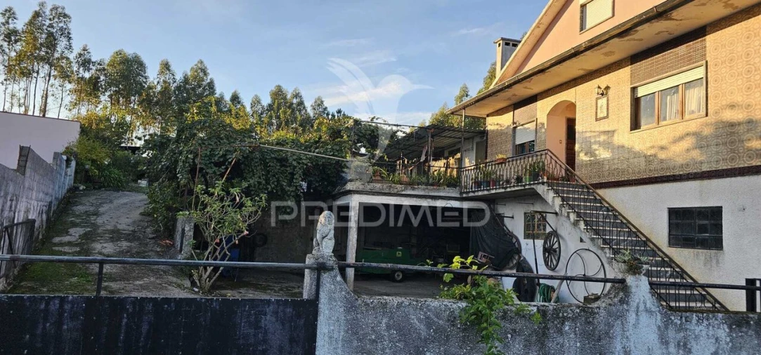 Moradia T3 para Venda em Arega Foto 3