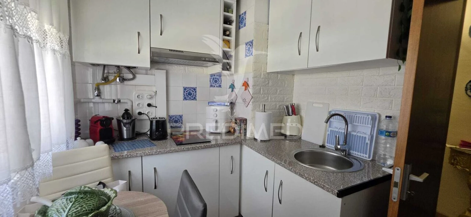 Apartamento T3 para Venda em Sé e São Lourenço Foto 6
