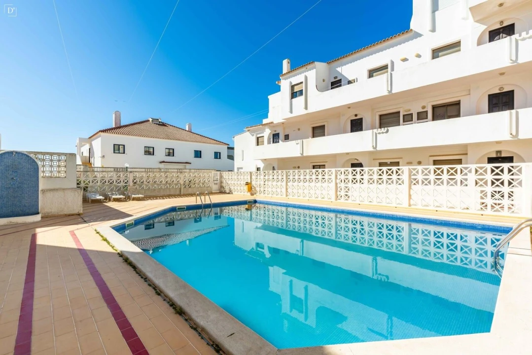 Apartamento T2 para Venda em Albufeira e Olhos de Água Foto 14