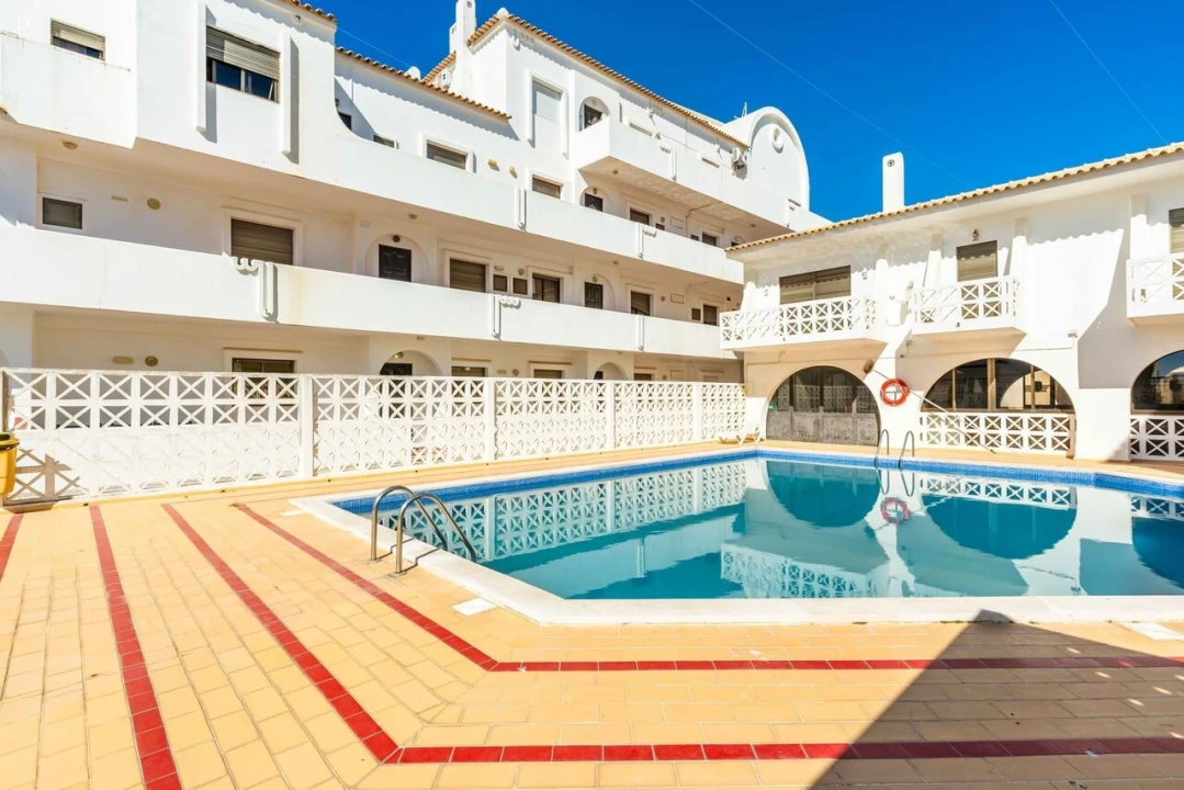 Apartamento T2 para Venda em Albufeira e Olhos de Água Foto 1