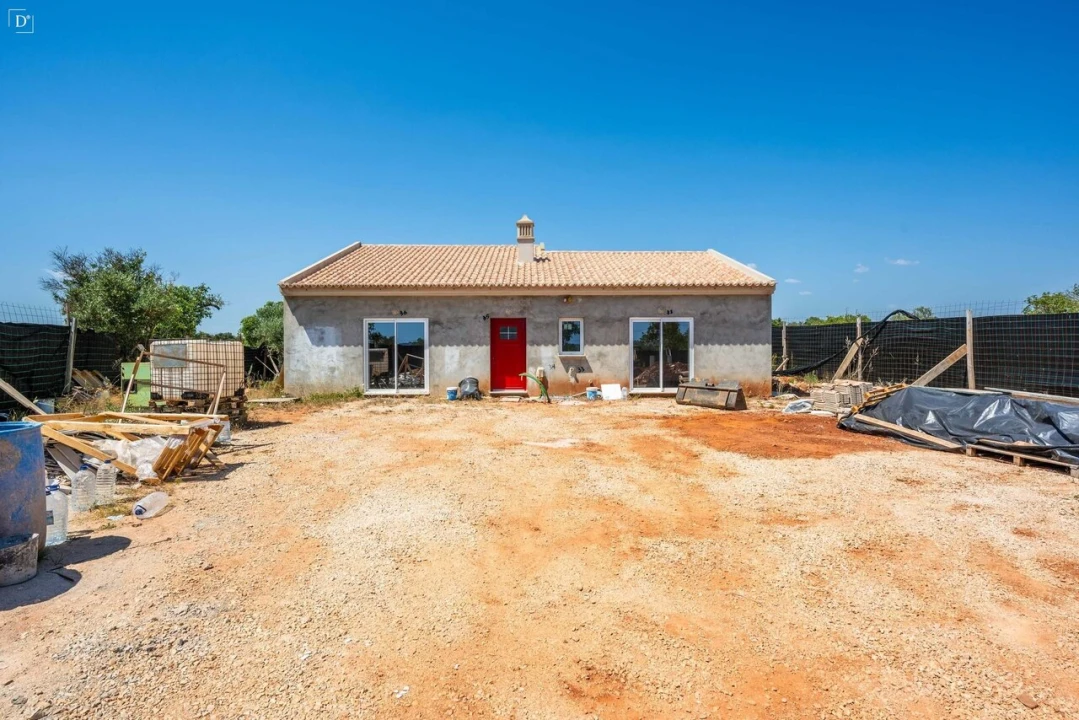 Moradia T2 para Venda em São Bartolomeu de Messines Foto 4