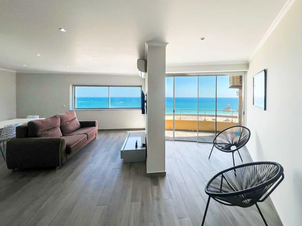 Apartamento T2 para Venda em Portimão Foto 2