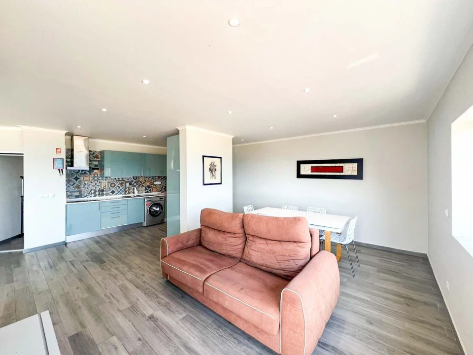 Apartamento T2 para Venda em Portimão Foto 7