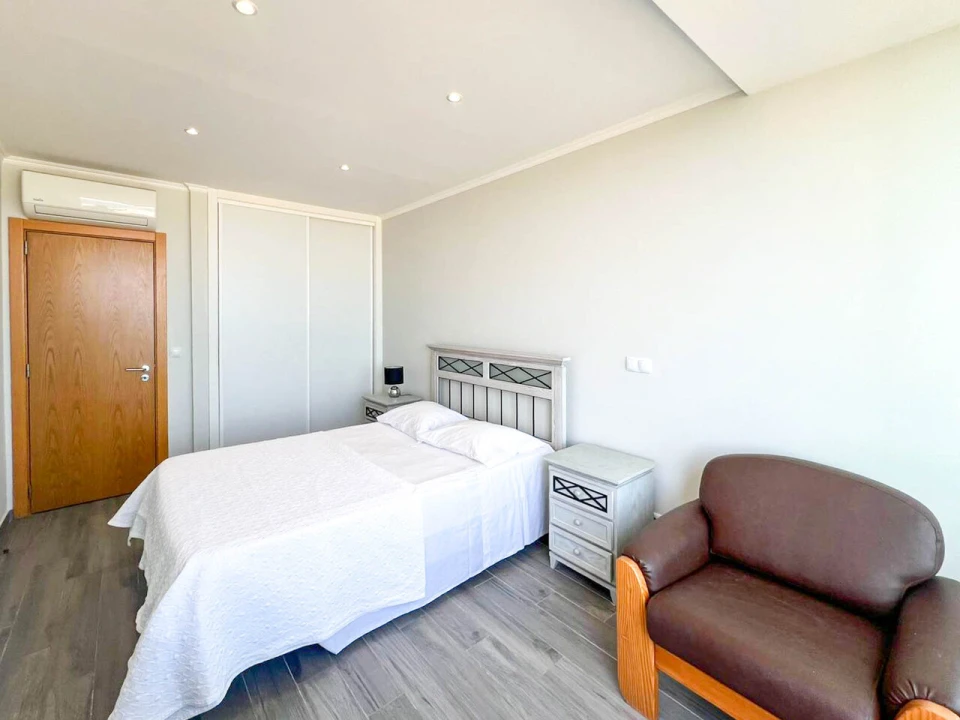 Apartamento T2 para Venda em Portimão Foto 21