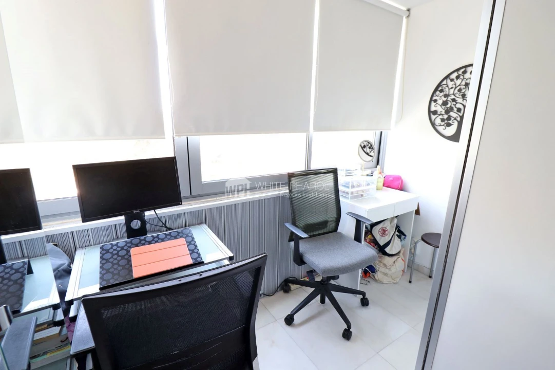 Apartamento T3 para Venda em Algés, Linda-A-Velha e Cruz Quebrada-Dafundo Foto 16