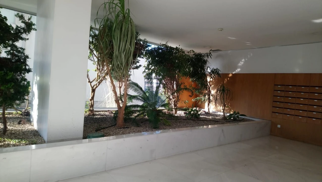 Apartamento T2 para Arrendamento em Ramalde Foto 3