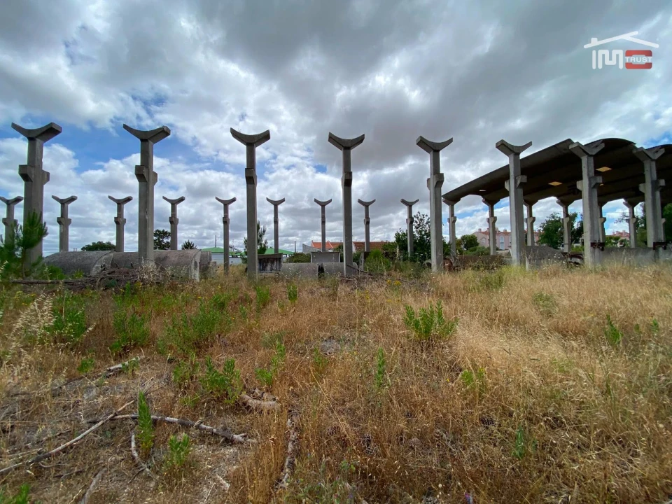 Terreno P/ Prédio para Venda em Pinhal Novo Foto 5