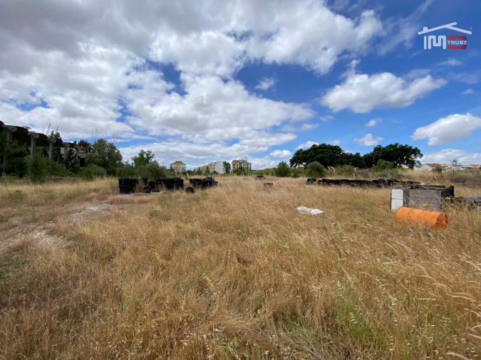 Terreno P/ Prédio para Venda em Pinhal Novo Foto 21