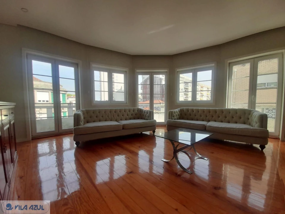Apartamento T3 para Arrendamento em Bonfim Foto 1