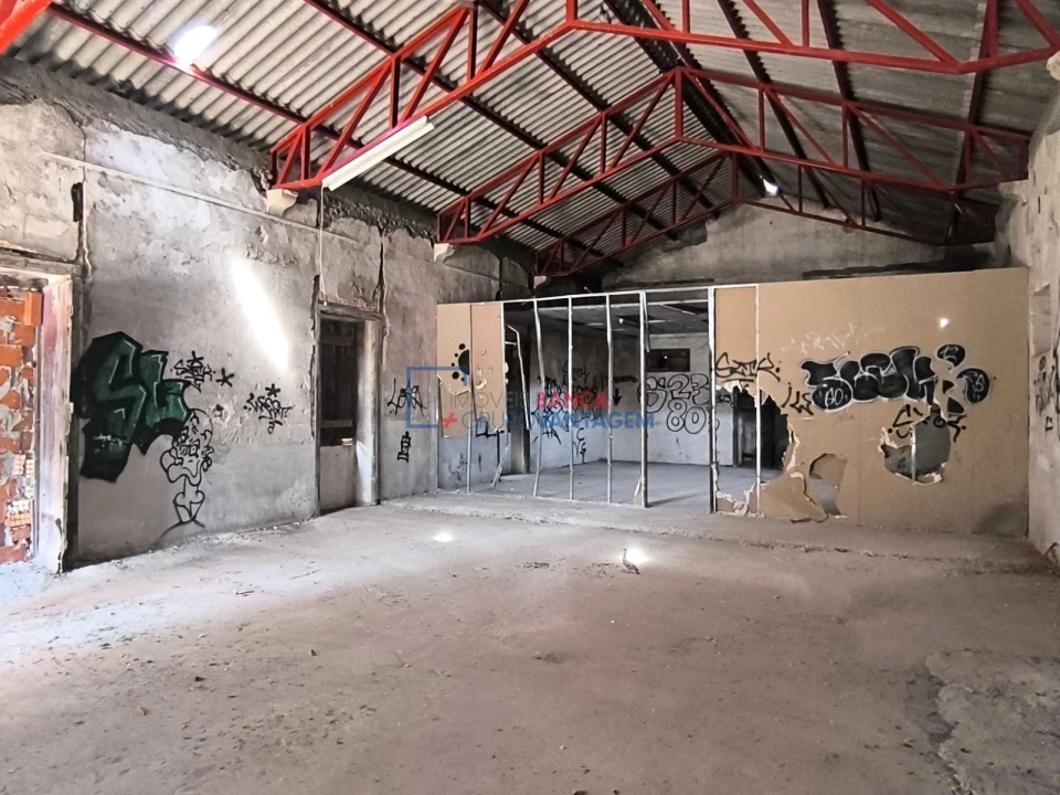 Armazém para Venda em Alcanena e Vila Moreira Foto 4