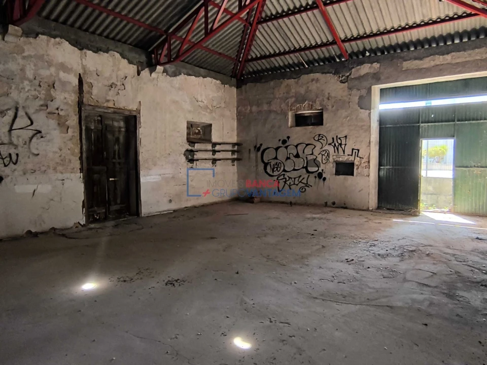 Armazém para Venda em Alcanena e Vila Moreira Foto 14