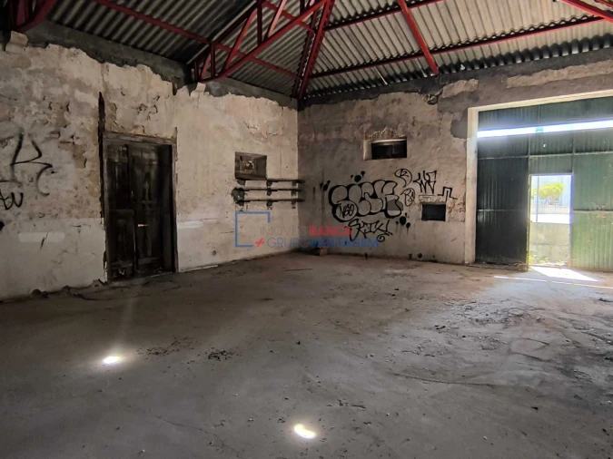 Armazém para Venda em Alcanena e Vila Moreira Foto 14