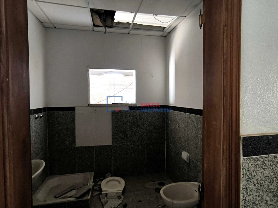 Armazém para Venda em Alcanena e Vila Moreira Foto 11