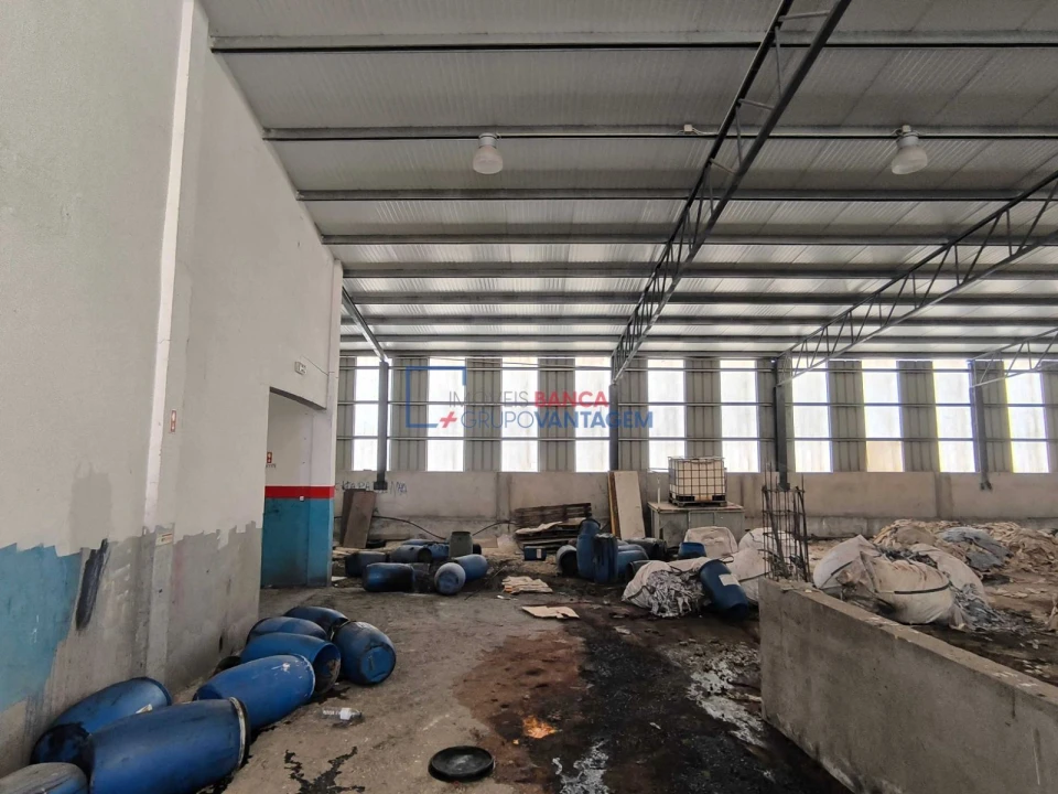 Armazém para Venda em Alcanena e Vila Moreira Foto 26