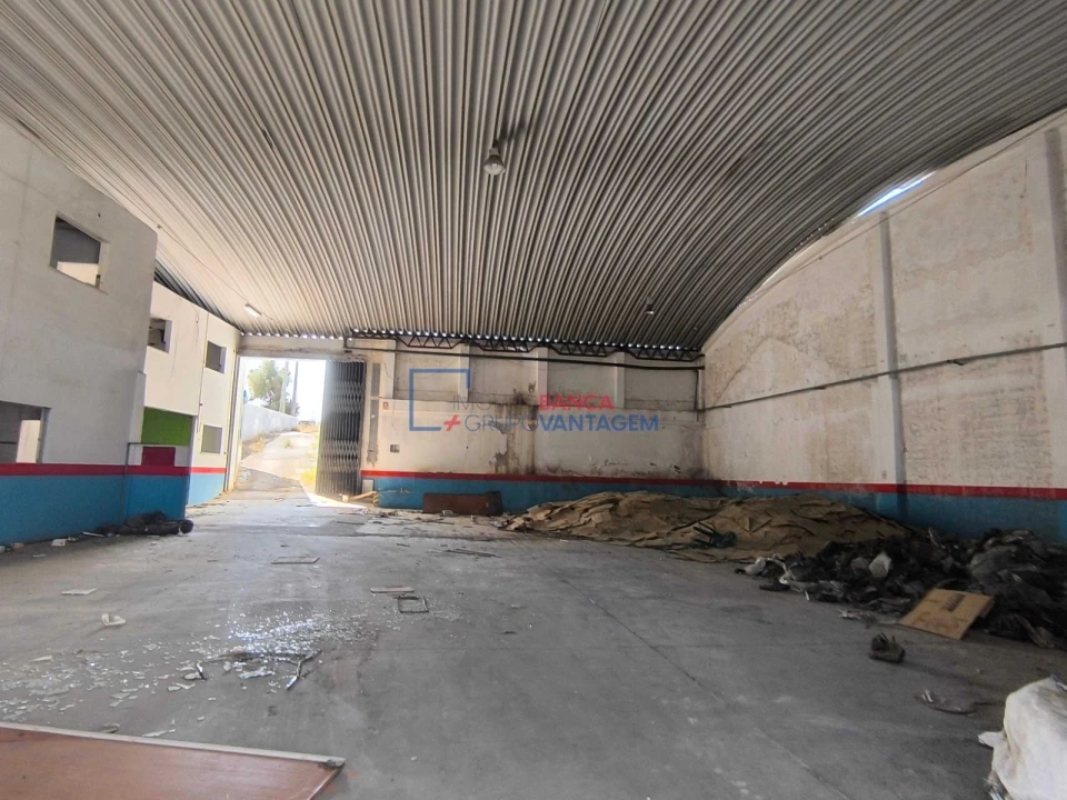 Armazém para Venda em Alcanena e Vila Moreira Foto 30
