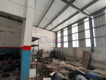 Armazém para Venda em Alcanena e Vila Moreira