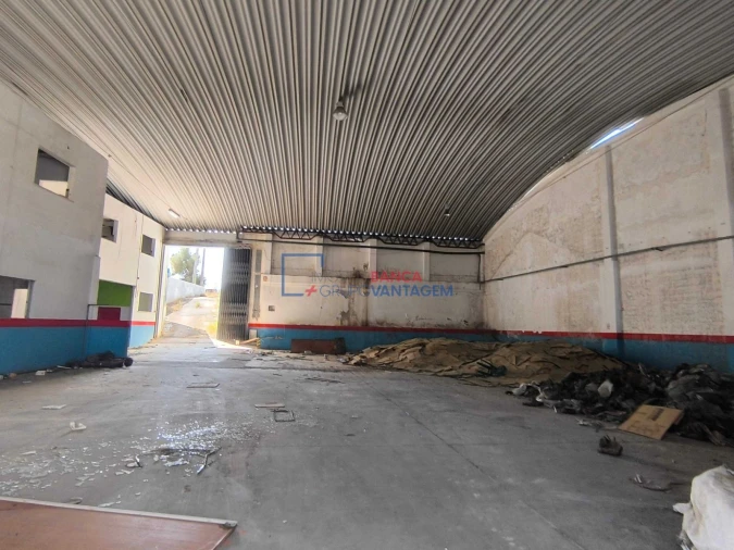 Armazém para Venda em Alcanena e Vila Moreira Foto 30
