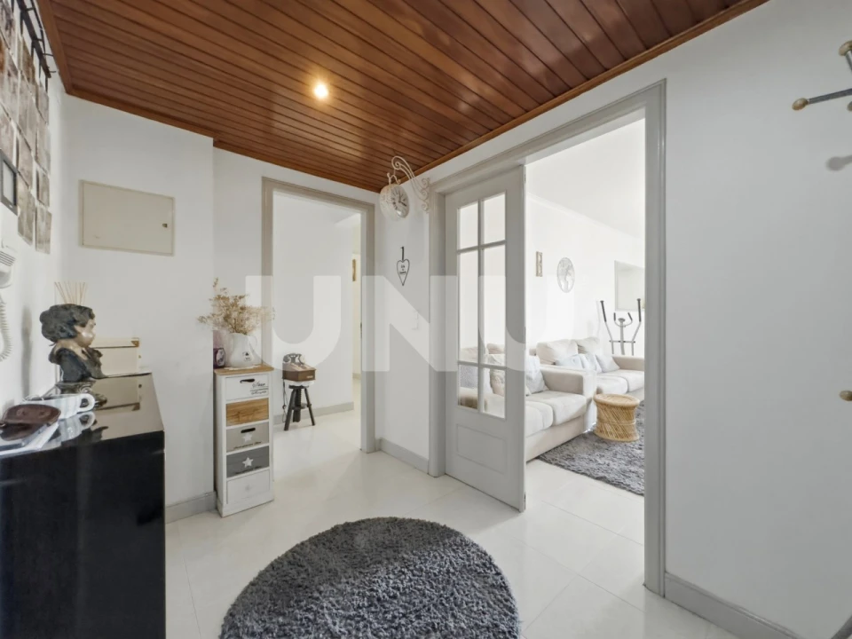 Apartamento T3 para Venda em Carregado e Cadafais Foto 9