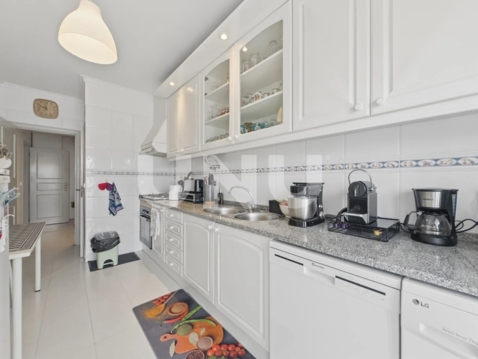 Apartamento T3 para Venda em Carregado e Cadafais Foto 12