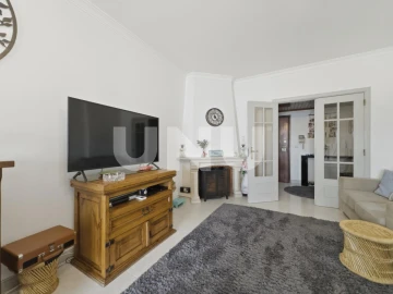 Apartamento T3 para Venda em Carregado e Cadafais