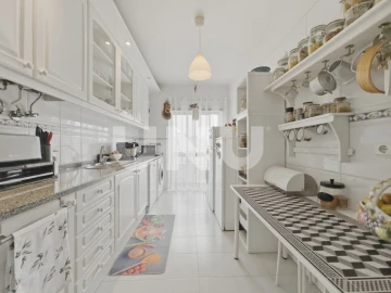 Apartamento T3 para Venda em Carregado e Cadafais