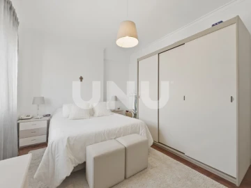 Apartamento T3 para Venda em Carregado e Cadafais