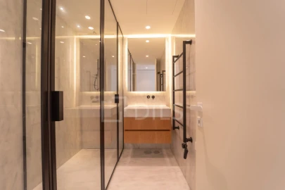 Apartamento T4 para Venda em Aldoar, Foz do Douro e Nevogilde