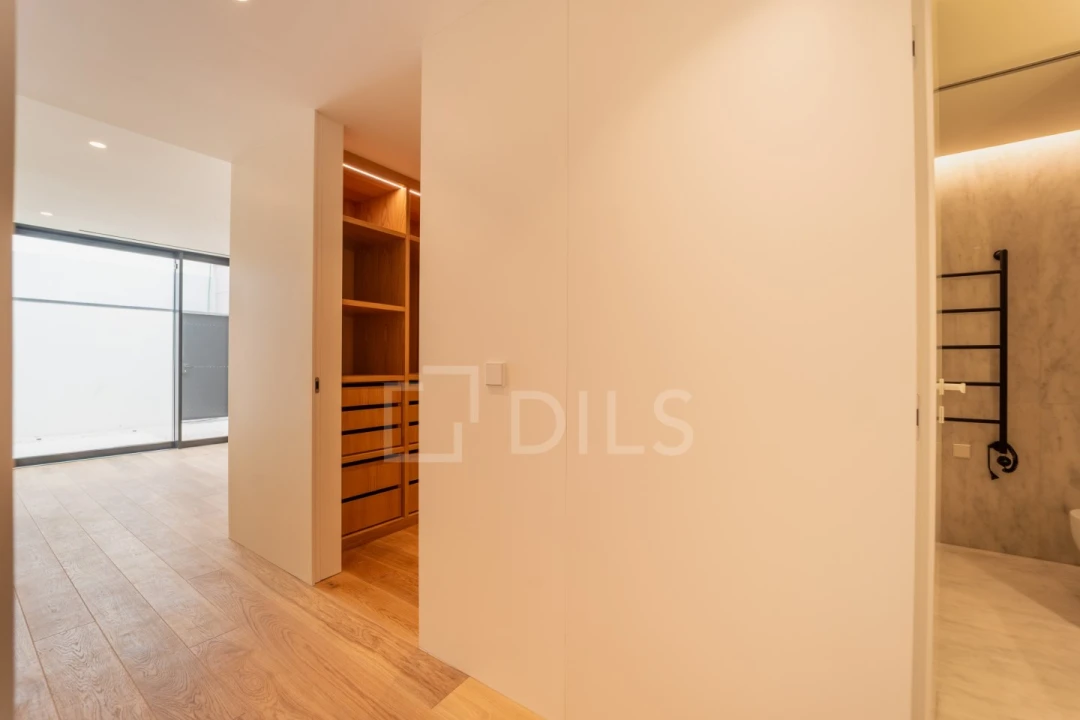 Apartamento T4 para Venda em Aldoar, Foz do Douro e Nevogilde Foto 33