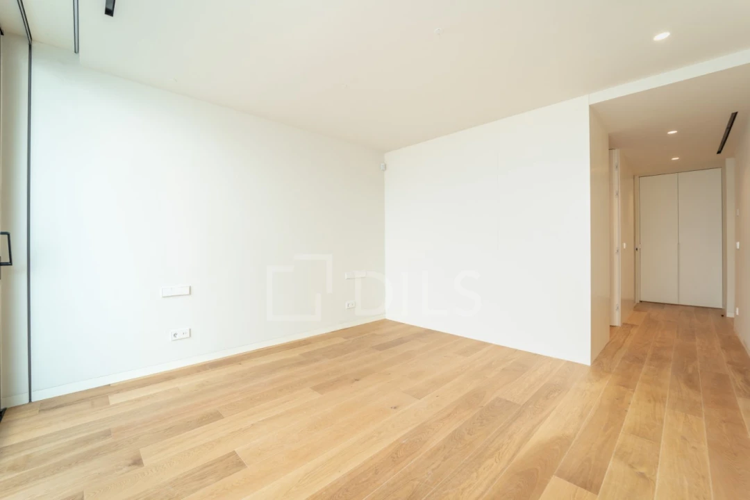 Apartamento T4 para Venda em Aldoar, Foz do Douro e Nevogilde Foto 37