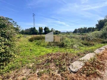 Terreno para Venda em Reboreda e Nogueira