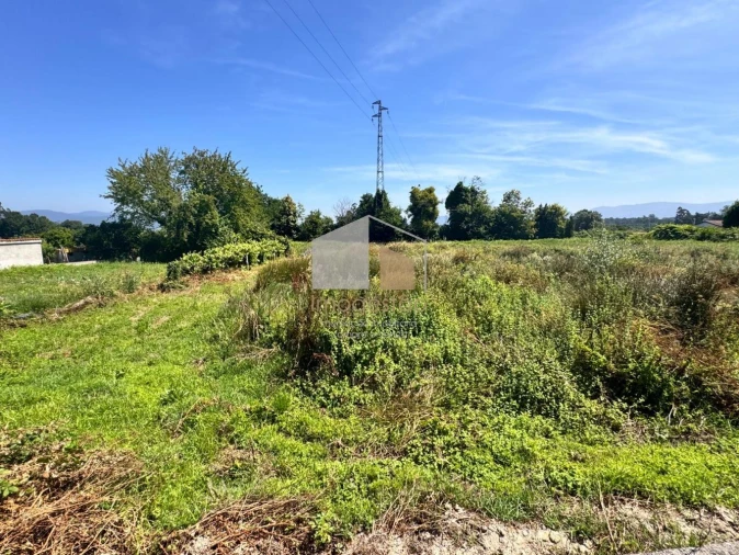Terreno para Venda em Reboreda e Nogueira Foto 4