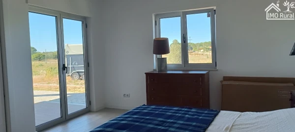 Moradia T3 para Venda em Abitureiras