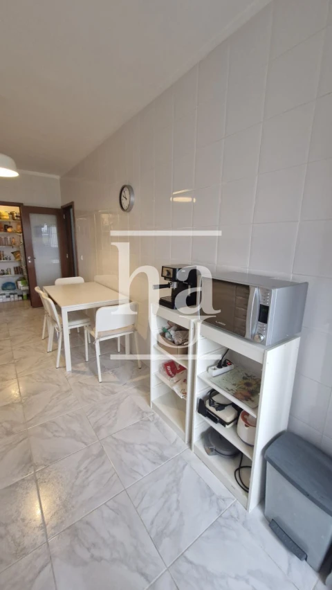Apartamento T3 para Venda em Gulpilhares e Valadares