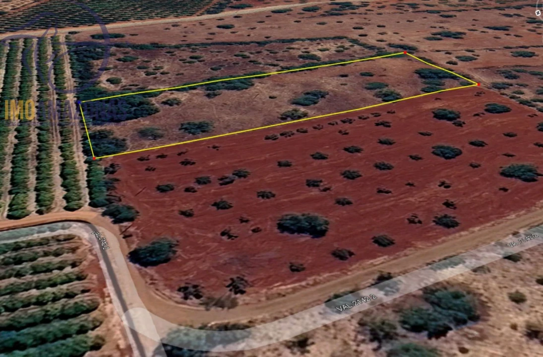 Terreno para Venda em São Bartolomeu de Messines Foto 1