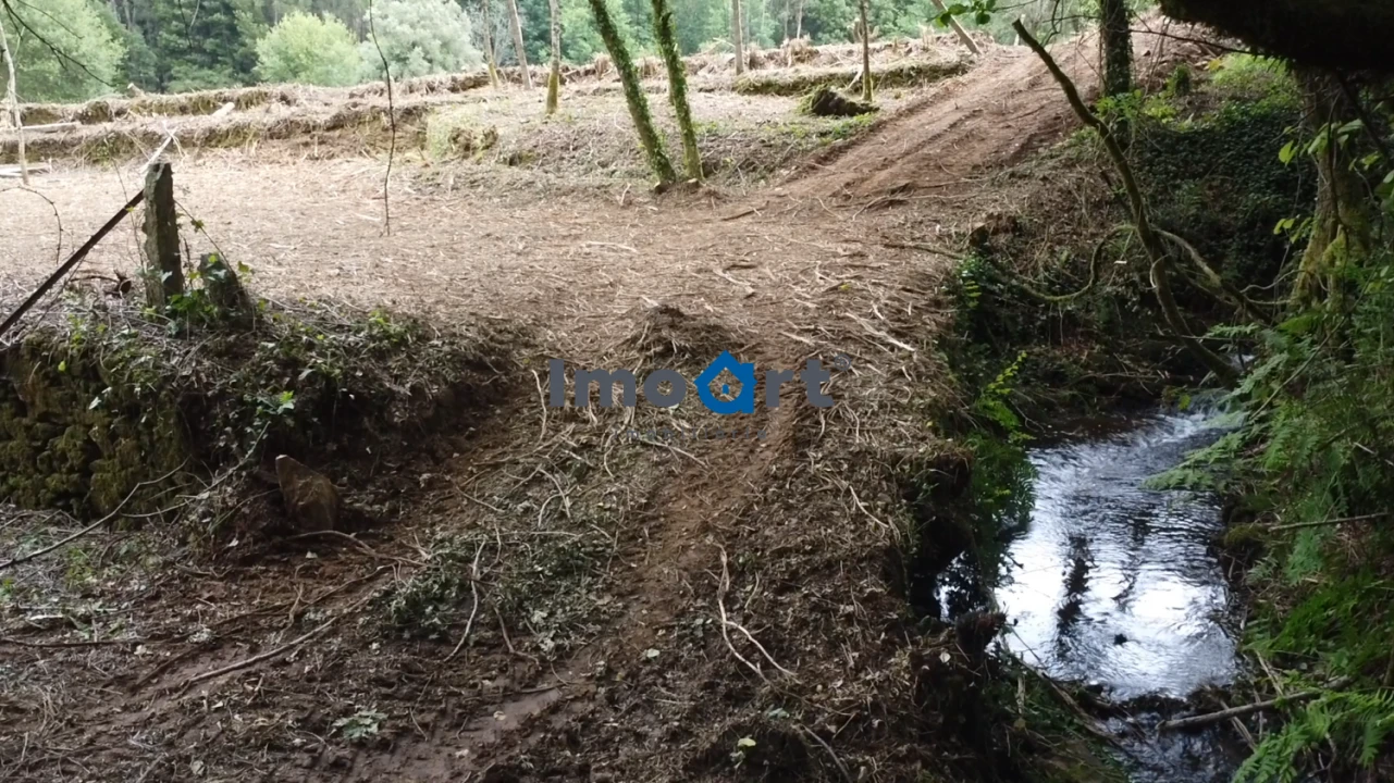 Moradia T2 para Venda em Fornelos e Queijada Foto 18