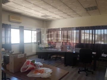 Loja para Venda em Vialonga